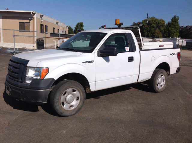 2009 Ford F-150 XL 4x4 Pickup
