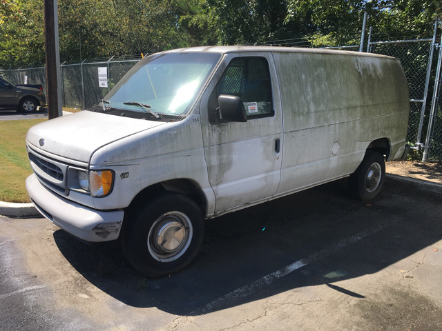 2000 Ford E-250 Cargo Van