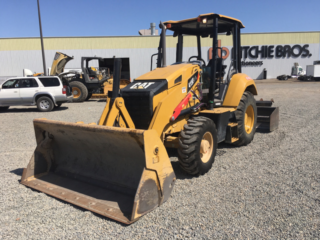 2016 Cat 415F2IL 4x4 Landscape Loader 2016 Cat 415F2IL 4x4 Landscape Loader