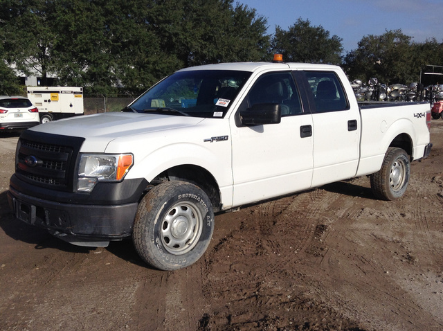 2014 Ford F-150 XL 4x4 Crew Cab Pickup 2014 Ford F-150 XL 4x4 Crew Cab Pickup