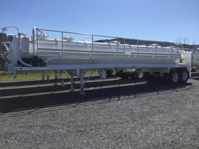 2012 Dragon T/A Vacuum Tanker Trailer