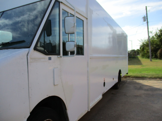 2005 Freightliner MT45 Step Van