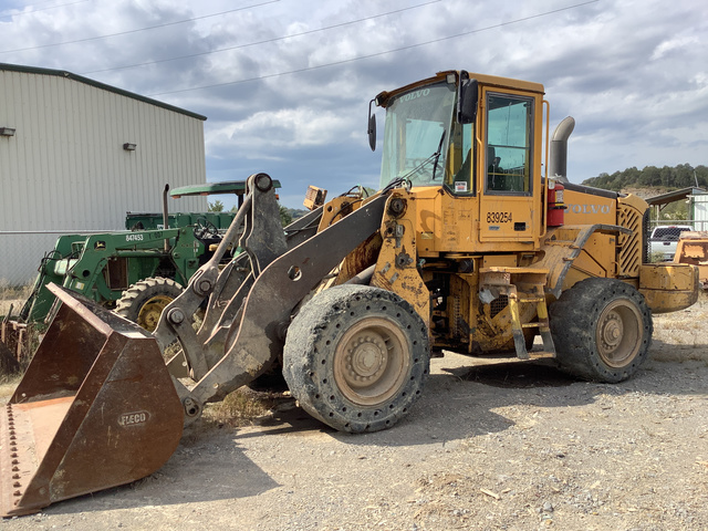 2005 Volvo L90E Wheel Loader 2005 Volvo L90E Wheel Loader