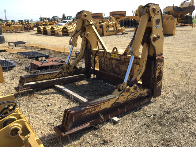 Wicker Wheel Loader Pipe Forks w/Clamps - Fits Cat 950K