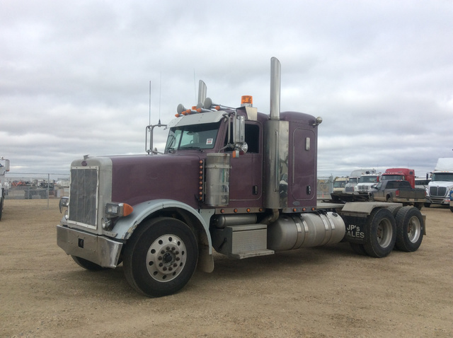 2007 Peterbilt 378 T/A Sleeper Truck Tractor