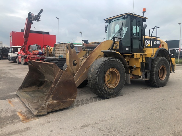 2015 Cat 950M Wheel Loader 2015 Cat 950M Wheel Loader