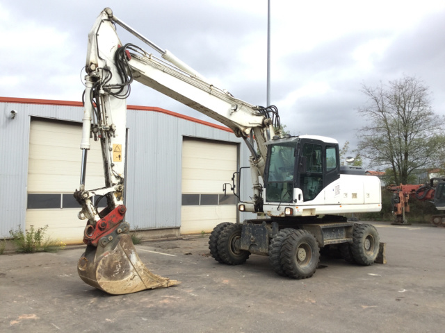 2007 Komatsu PW220-7 Wheel Excavator
