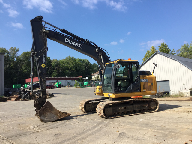2013 John Deere 130G Track Excavator 2013 John Deere 130G Track Excavator