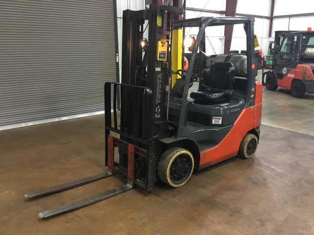 2012 Toyota 8FGCU25 Cushion Tire Forklift