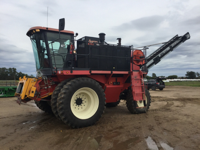 Byron 8420C Harvester