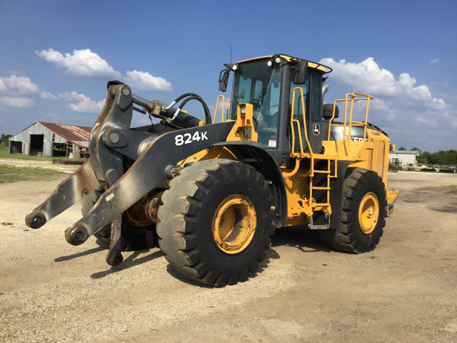 2012 John Deere 824K Wheel Loader 2012 John Deere 824K Wheel Loader