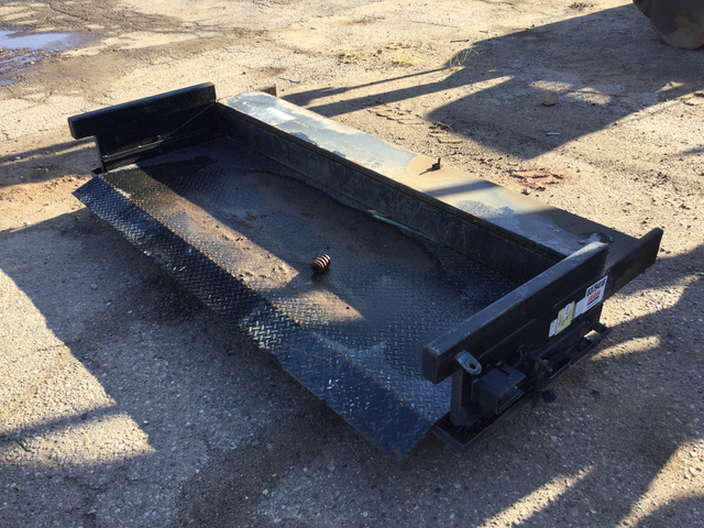 Tommy Gate Lift Gate - Fits Ford 550