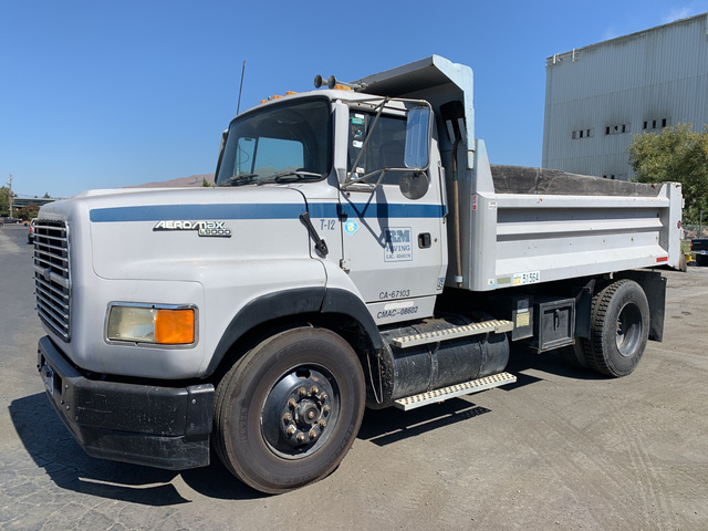 1994 Ford L9000 Aeromax S/A Dump Truck