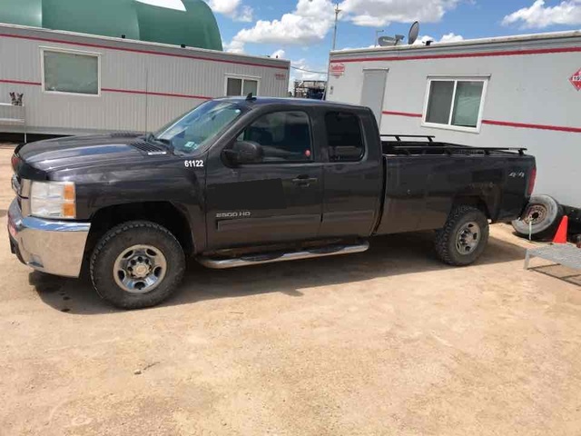 2010 Chevrolet Silverado 2500HD 4x4 Extended Cab Pickup 2010 Chevrolet Silverado 2500HD 4x4 Extended Cab Pickup