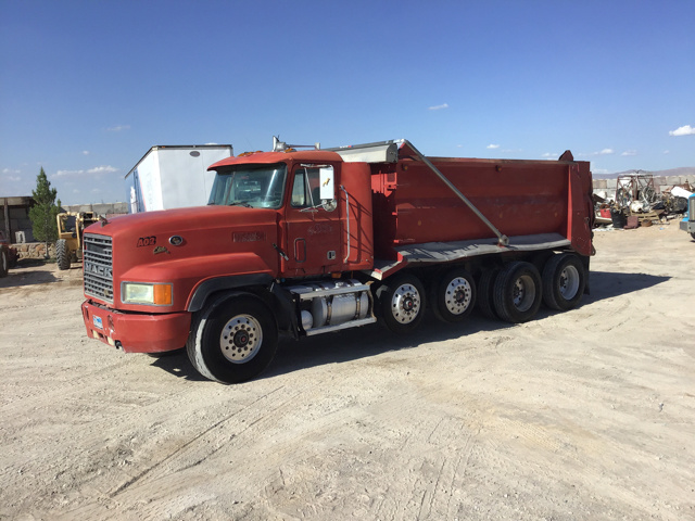 1995 Mack CL713 Tri/A Dump Truck