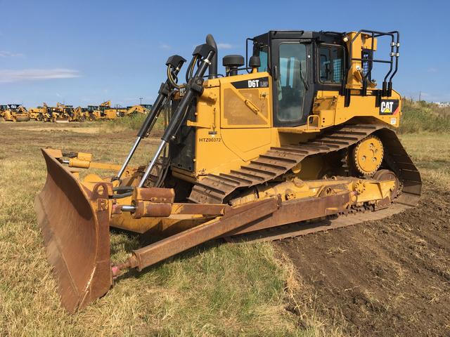 2015 Cat D6T LGP Crawler Dozer