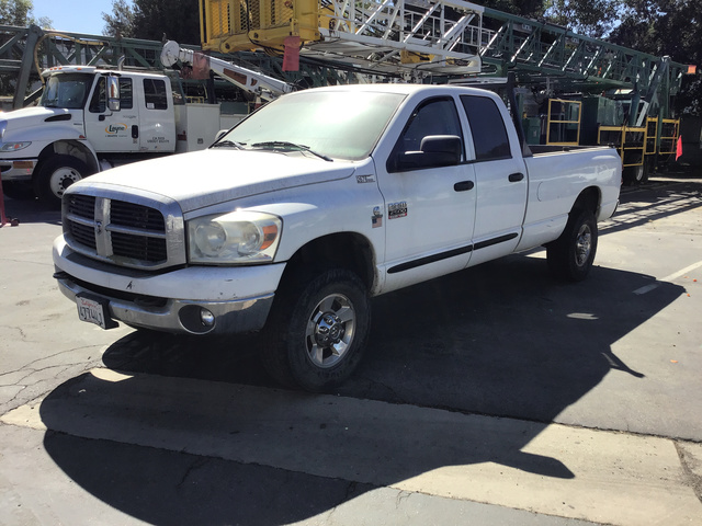 2007 Dodge 2500 Heavy Duty 4x4 Crew Cab Pickup