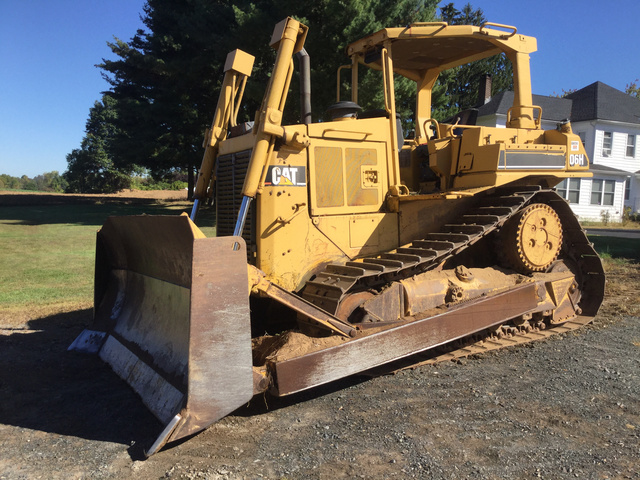 Cat D6H Series II Crawler Dozer Cat D6H Series II Crawler Dozer
