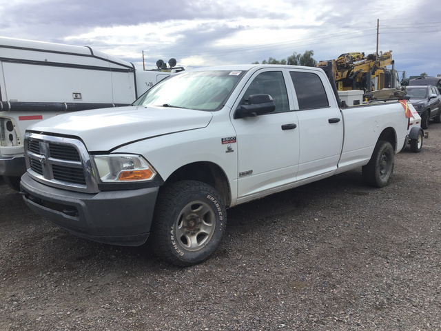 2010 Dodge Ram 2500 Heavy Duty 4x4 Crew Cab Pickup