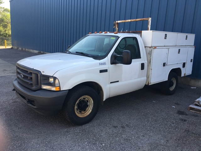 2002 Ford F-350 S/A Utility Truck