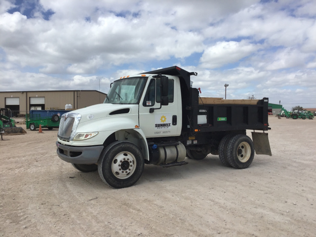 2015 International 4300 S/A Dump Truck