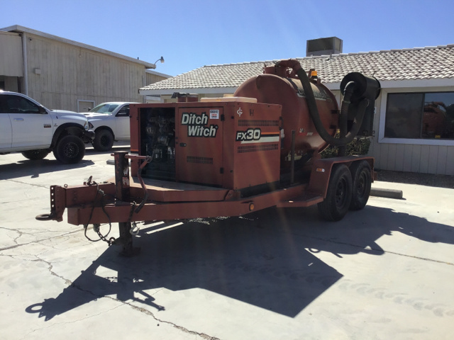 2009 Ditch Witch FX30 T/A Vacuum Tanker Trailer