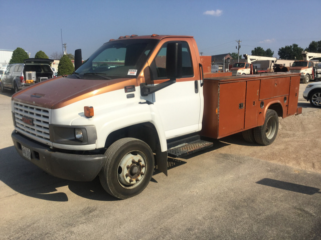 2006 GMC C5500 S/A Utility Truck