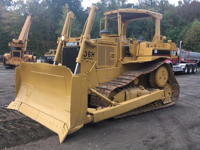 Cat D6H Series II Crawler Dozer Cat D6H Series II Crawler Dozer