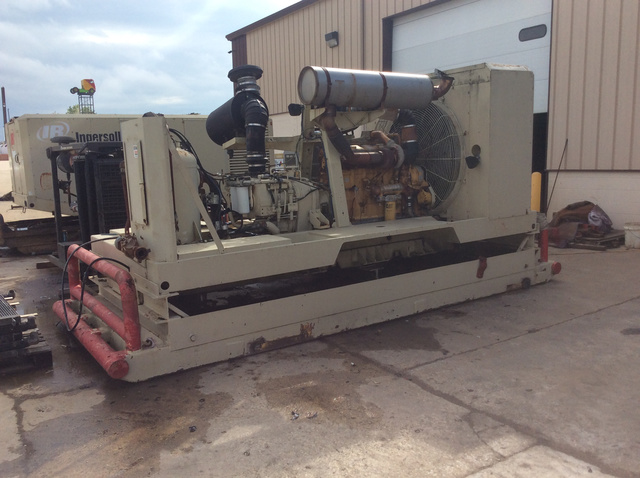 Ingersoll-Rand XHP900WCAT Air Compressor