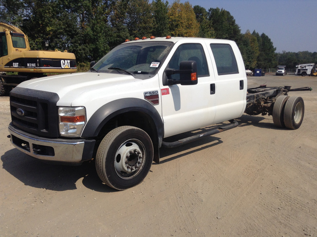 2008 Ford F-550 XL Super Duty Cab & Chassis