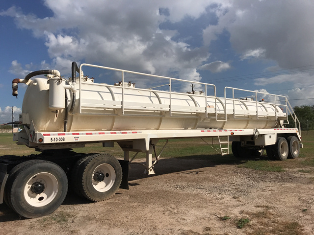 2014 (unverified) Dragon T/A Vacuum Tanker Trailer