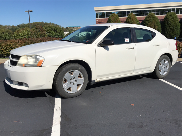 2009 Dodge Avenger SXT Sedan