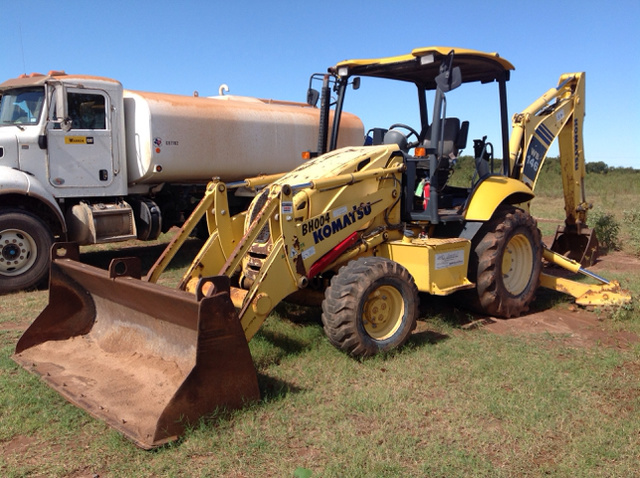Komatsu WB146 4x4 Backhoe Loader