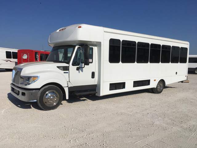 2013 International AC/UC Commercial Bus