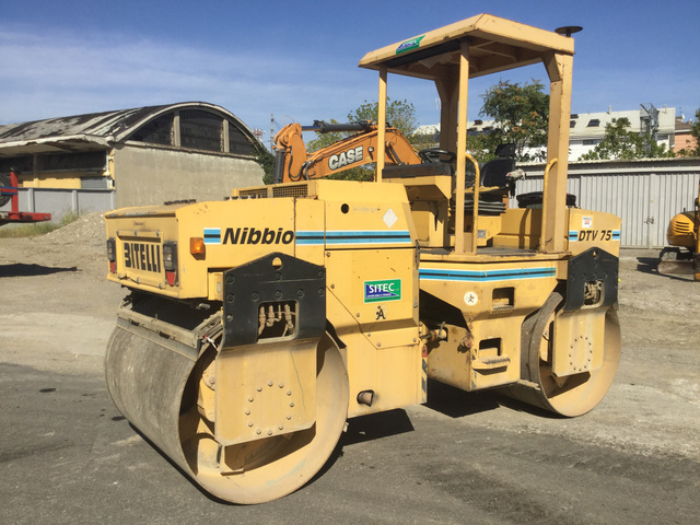 1998 Bitelli DTV 75 Vibratory Double Drum Roller 1998 Bitelli DTV 75 Vibratory Double Drum Roller