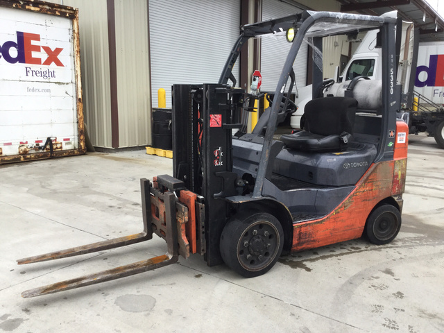 2008 (unverified) Toyota 8FGCU25 Cushion Tire Forklift