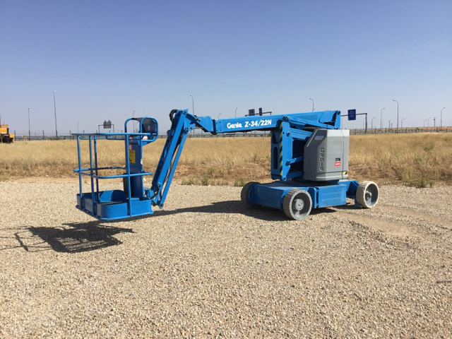 2007 Genie Z34/22N Electric Articulating Boom Lift 2007 Genie Z34/22N Electric Articulating Boom Lift