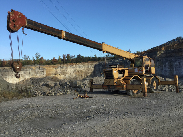 Grove RT59S Rough Terrain Crane