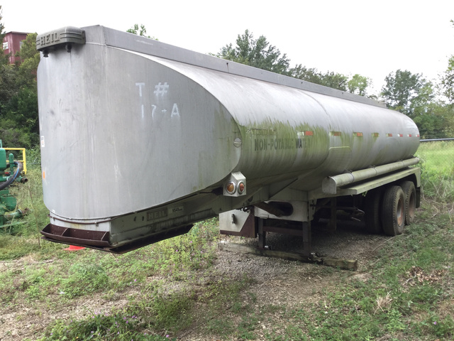 1966 (unverified) Heil   T/A Tanker Trailer