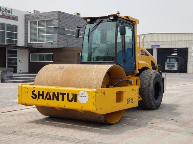 2016 Shantui SR18 Vibratory Single Drum Compactor 2016 Shantui SR18 Vibratory Single Drum Compactor