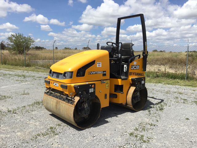 2017 (unverified) JCB VMT260-120 Vibratory Double Drum Roller