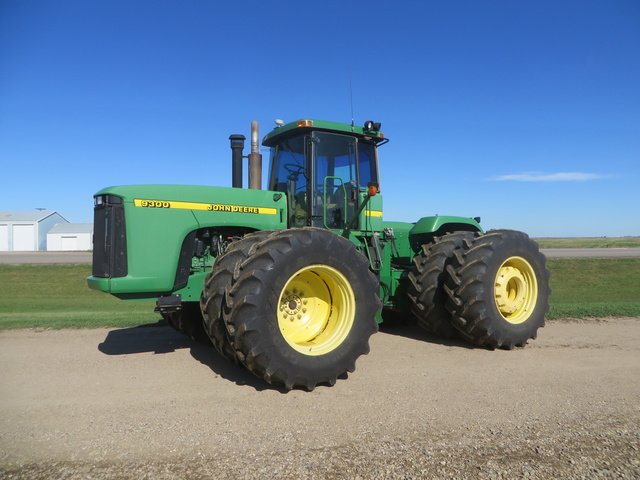 1998 (unverified) John Deere 9300 Articulated Tractor