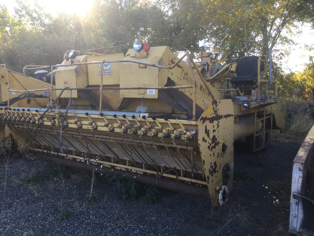 Etnyre Chip Spreader
