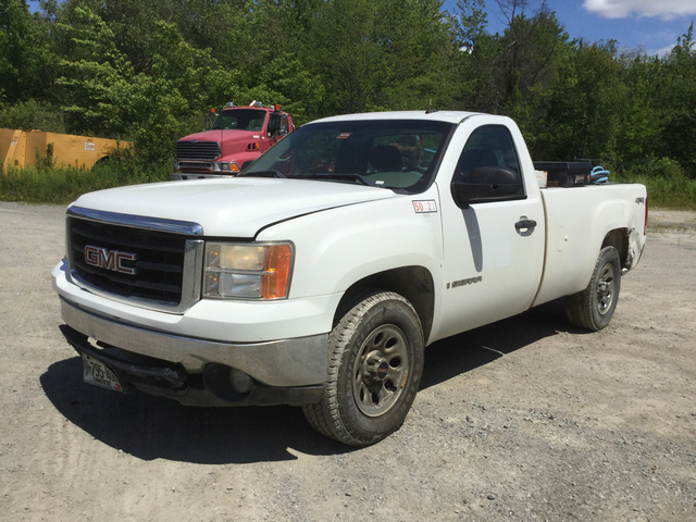 2008 GMC Sierra 1500 4x4 Pickup 2008 GMC Sierra 1500 4x4 Pickup
