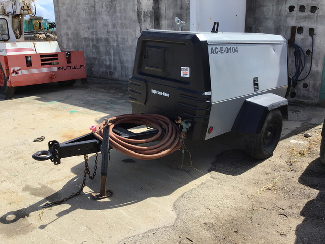 Ingersoll-Rand P185WJD Air Compressor