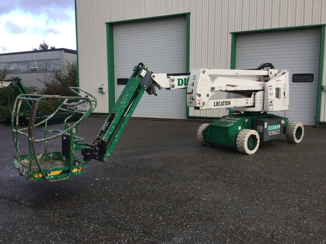 2007 Haulotte HA15IP Electric Articulating Boom Lift 2007 Haulotte HA15IP Electric Articulating Boom Lift