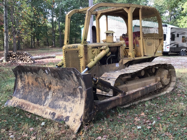 Dresser TD15C Crawler Dozer
