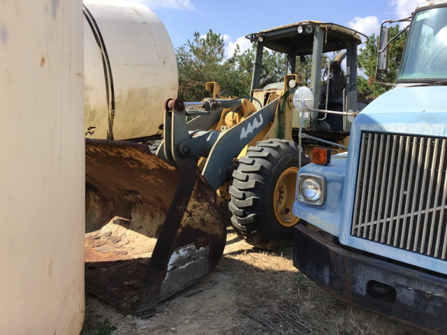 2005 (unverified) John Deere 444J Wheel Loader