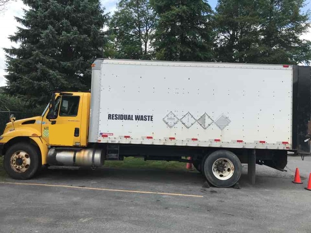 2006 International 4300 Cargo Truck