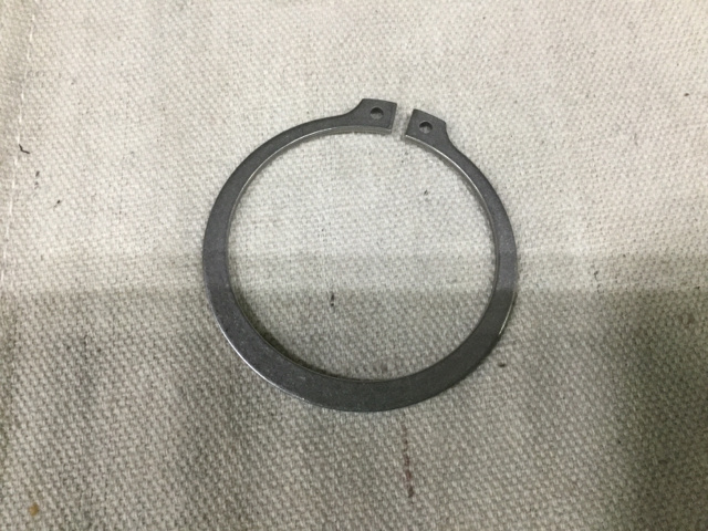 (8) 651-10055 Retaining Rings